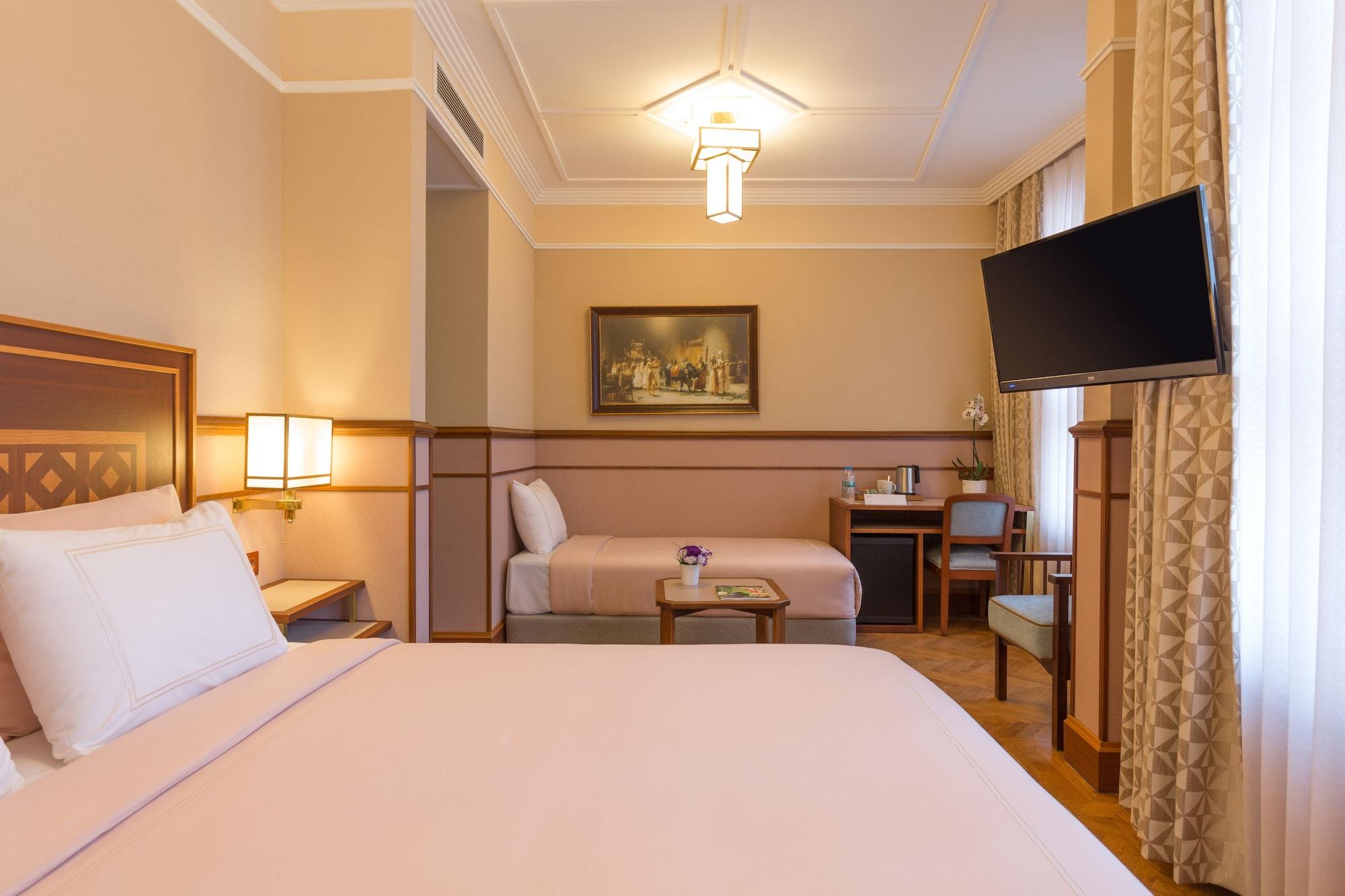 Lalahan Hotel Istanbul Exterior photo
