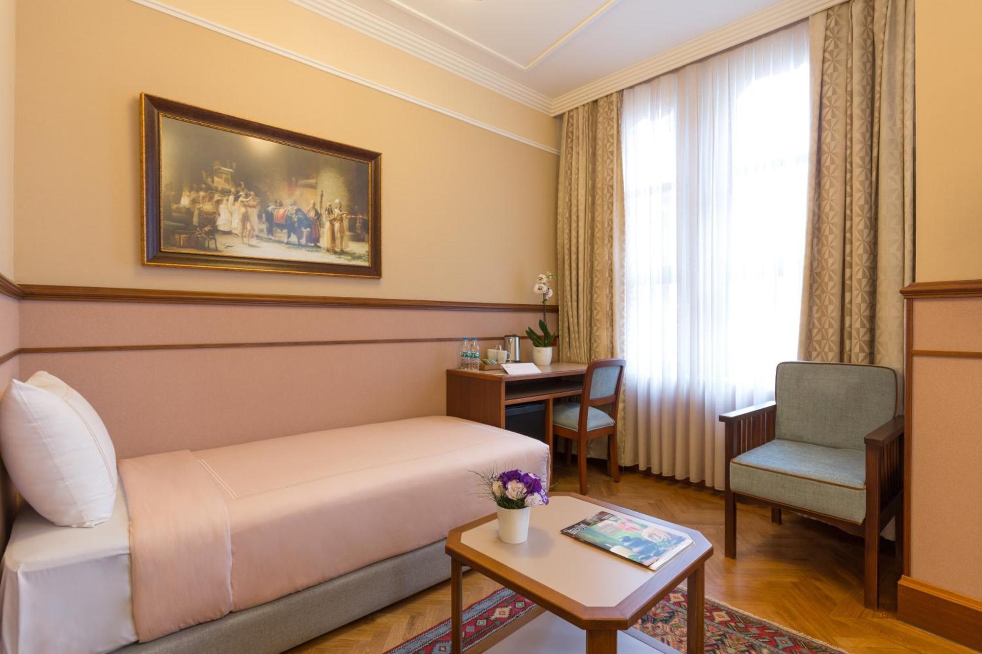 Lalahan Hotel Istanbul Room photo
