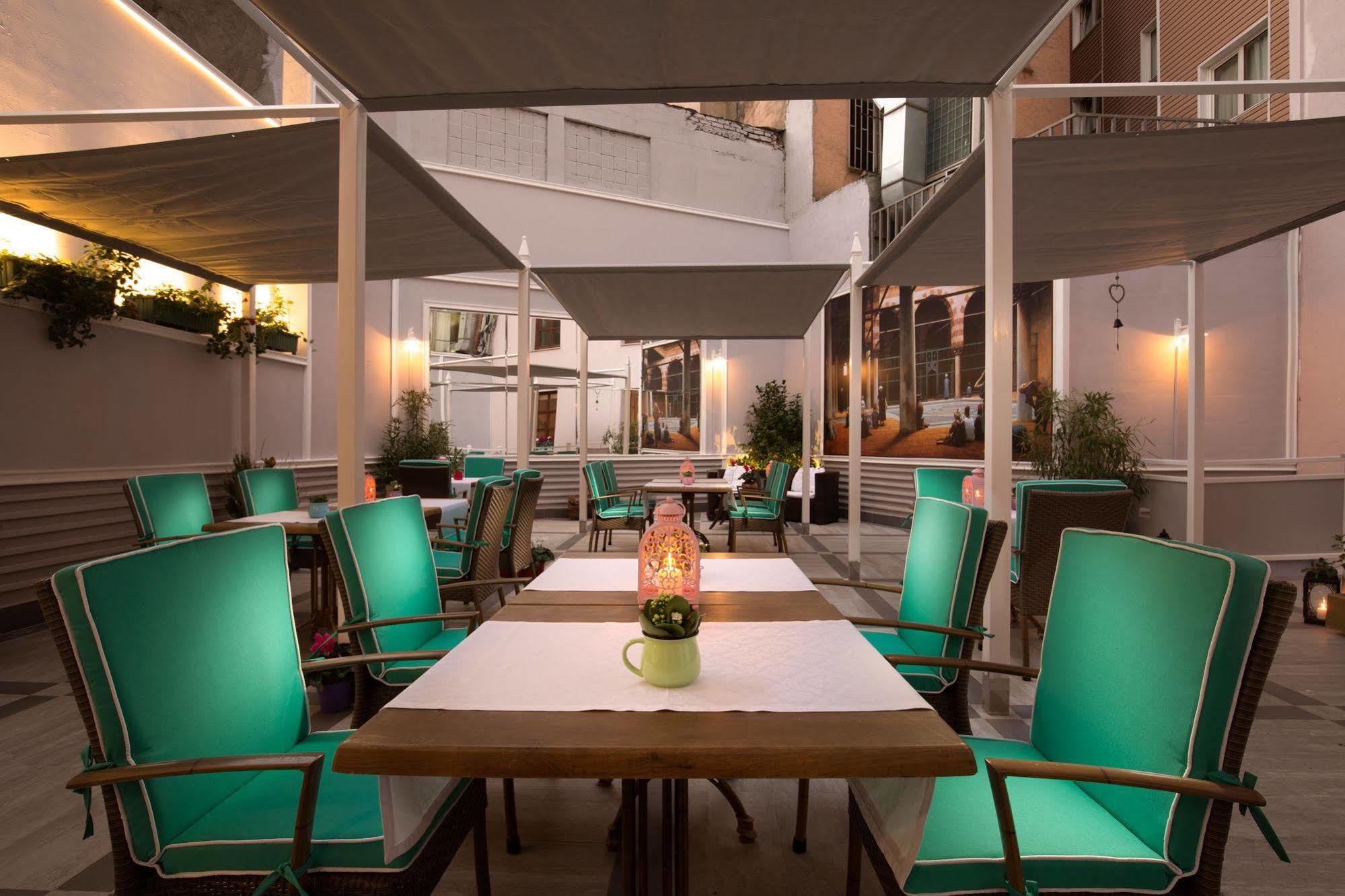 Lalahan Hotel Istanbul Exterior photo